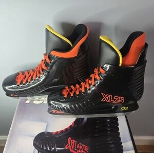 Canadian Ice Hockey Skates Tour CDN XL25 60 Series SIZE 8 MENS XL 25
